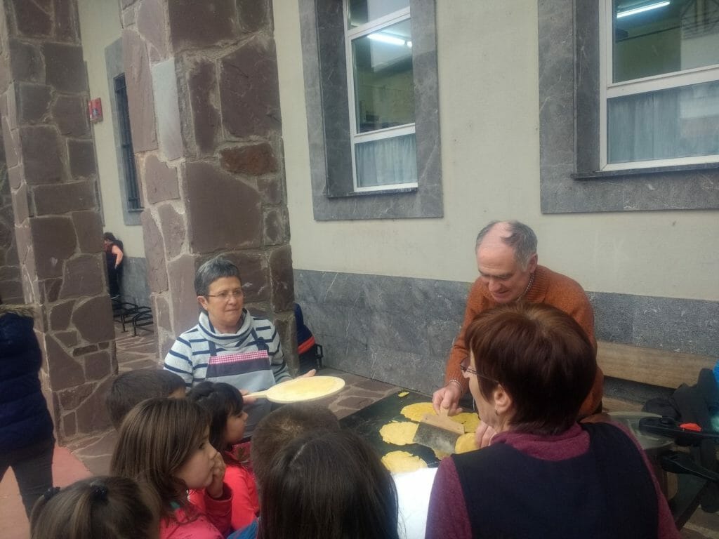 Euskararen eguneko ekitaldietako argazkiak, herriz herri 81