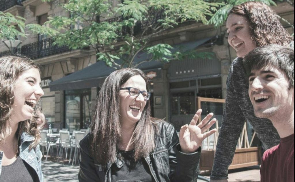 Bilboko haur eta gazteentzako Mintzapraktika egitasmoan bolondres bila 25