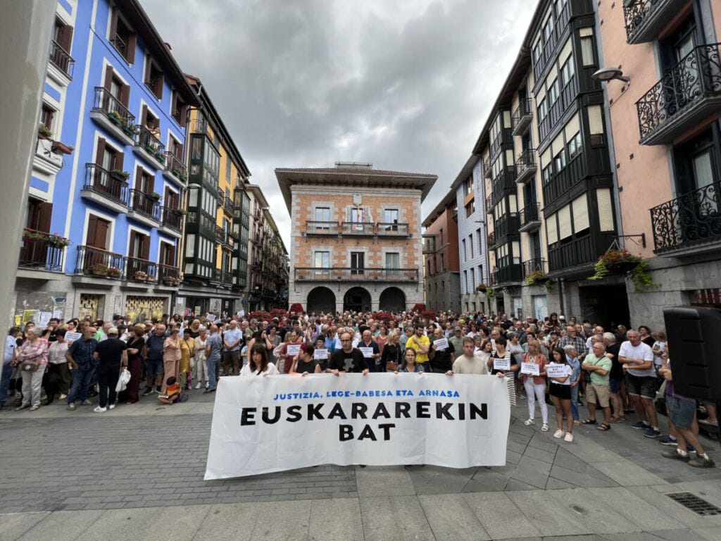Tolosaldeak ozen aldarrikatu du euskarak lege-babesa behar duela 1