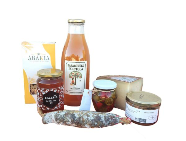 Zuberoako ikastolen aldeko Ikaskoli saskia eskatzeko garaia iritsi da 8 Zuberoako ikastolen aldeko Ikaskoli saskia eskatzeko garaia iritsi da 7