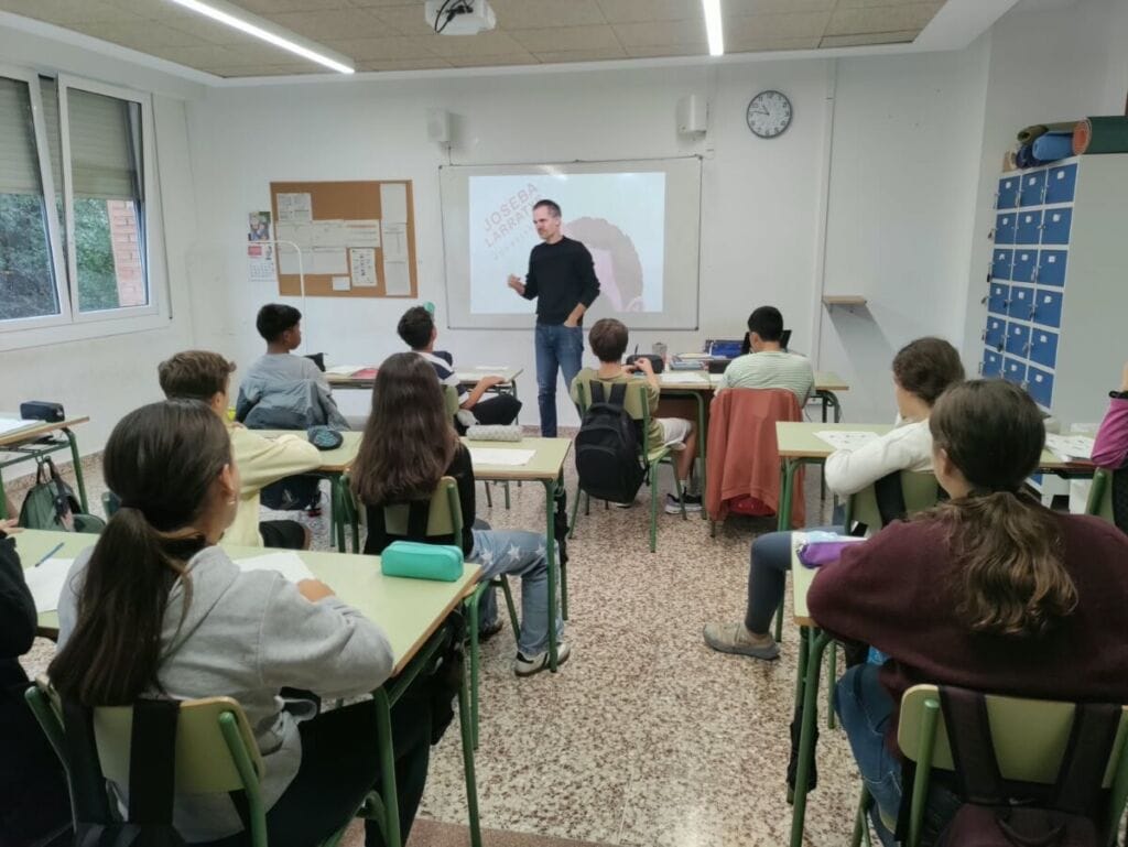 Joseba Larratxe 'Josevisky' komikilariak tailerra eskaini du Uzturpe ikastolan 1